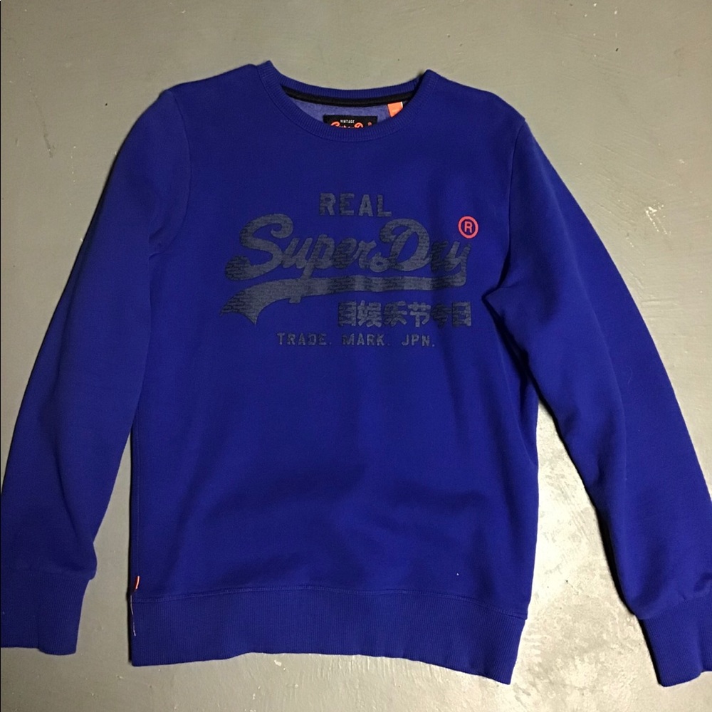 *Sold*Super dry crewneck